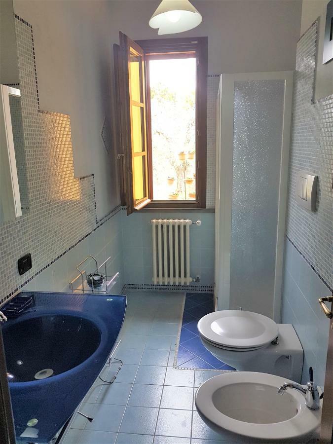 Villa In Campagna Costa Al Bagno Монтополи-ин-Валь-д'Арно Экстерьер фото